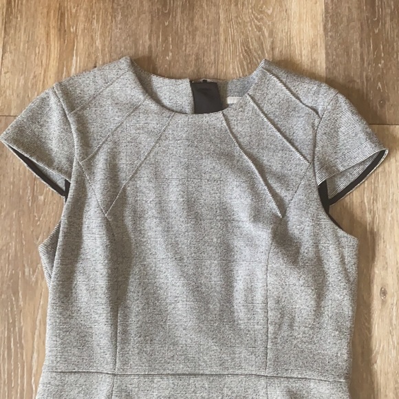 H&M dress - Picture 4 of 4